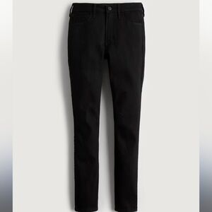 Black skinny jeans (jean leggings)